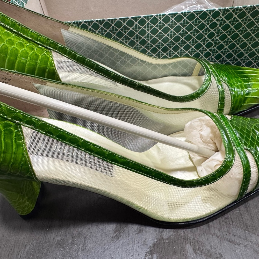 Green Crocodile-Embossed Women's Shoes